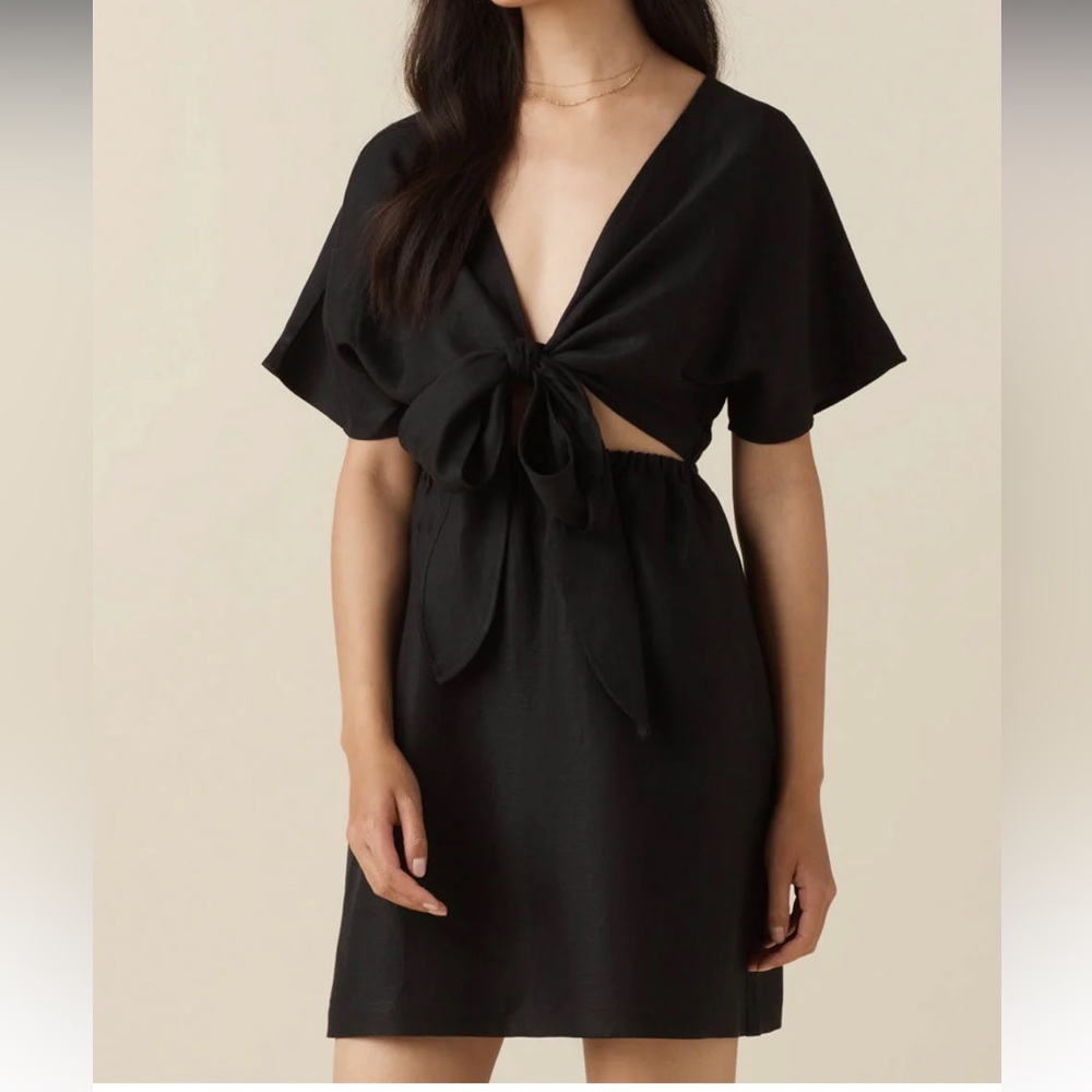 Vetta Convertible Wrap Mini Dress in Black